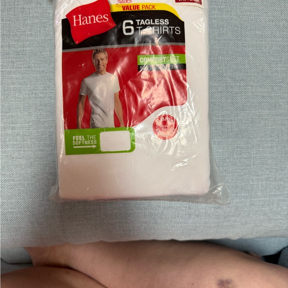 Hanes White Tagless T-Shirt 6